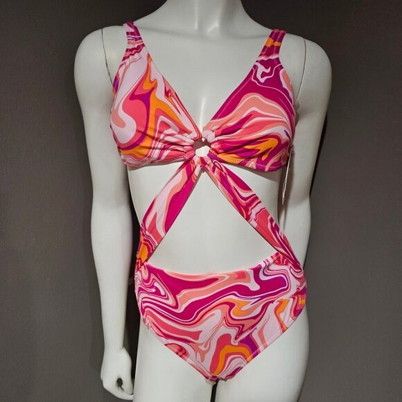 Jessica Simpson Good Vibrations O-Ring One-Piece Swimsuit - Picture 2 of 10